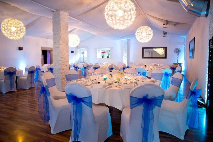 Mariage Bleu et Blanc Cendrillon 1.jpg